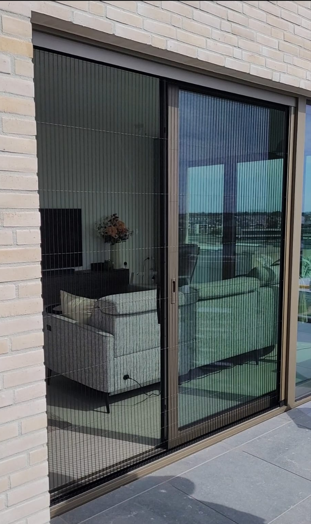 Pleated mosquito screen